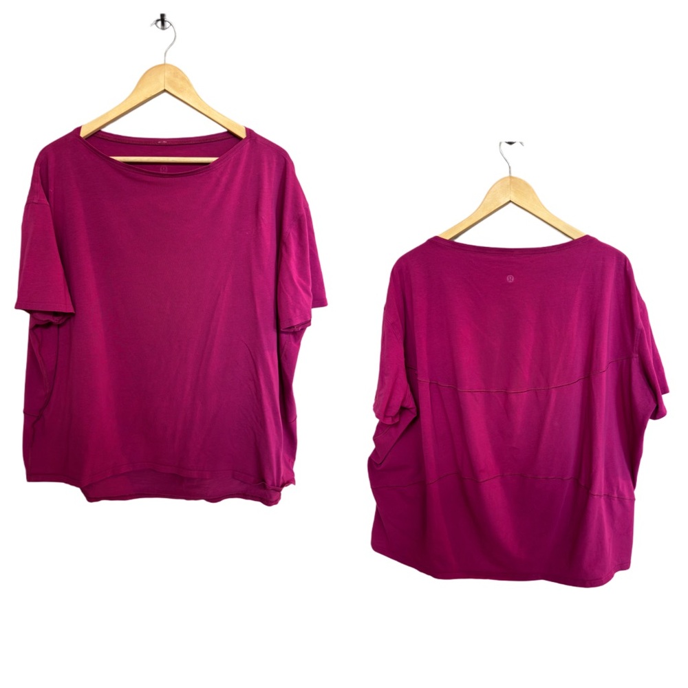 Lululemon Back in Action Short Sleeve Shirt Women’s Size 14 MagentaPurple
